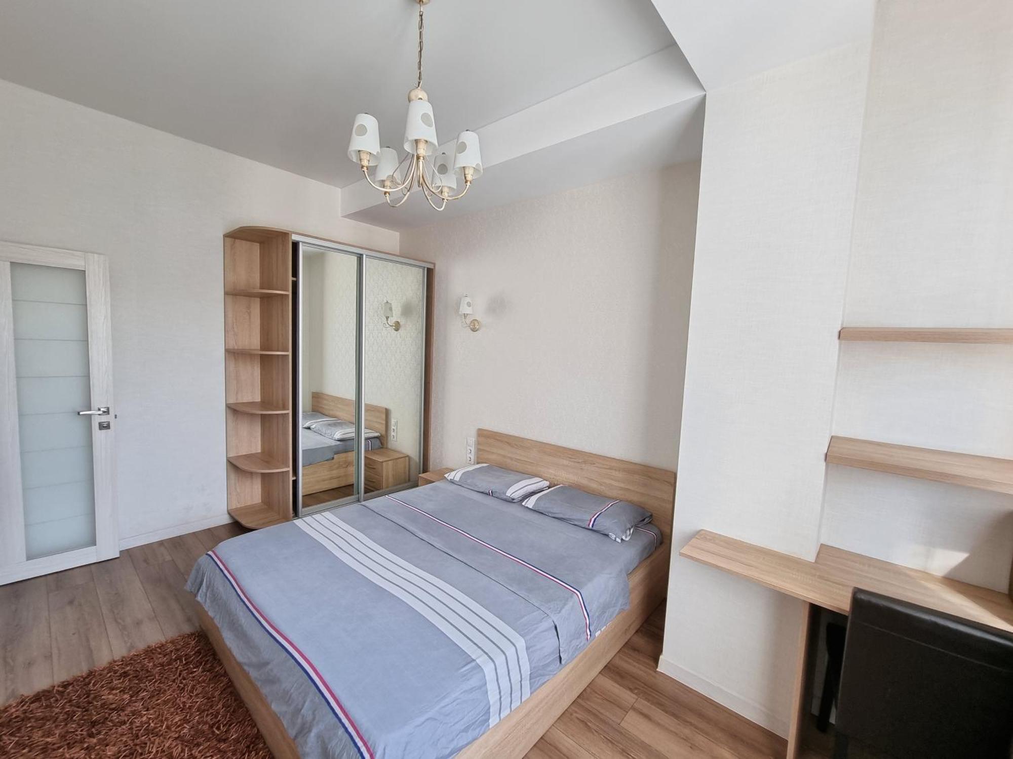 Extra Grand Lev Tolstoi Two Bedrooms Chisinau Exterior photo